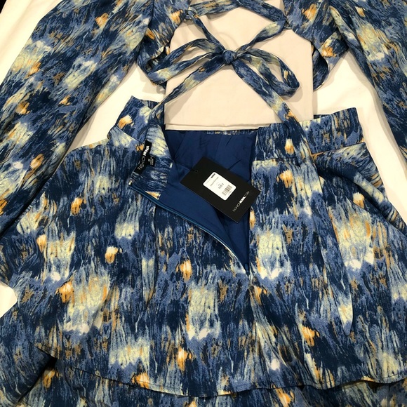 *New*with tag Beautiful Romper, in size small, blue - Picture 5 of 8